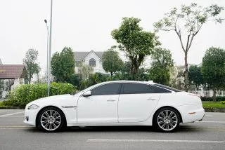 Ngoại thất Jaguar XJL