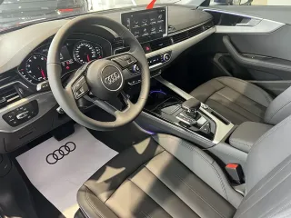 Tap-lô và vô-lăng Audi A4