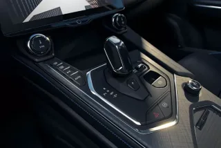 Động cơ Lynk & Co 01