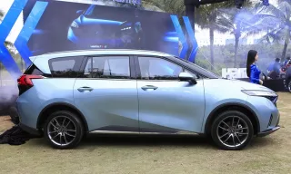 Thiết kế thân xe Haima 7X