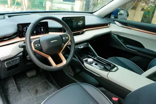 Tap-lô và vô-lăng Haval H6