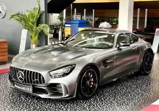Mercedes Benz AMG GT R màu xám