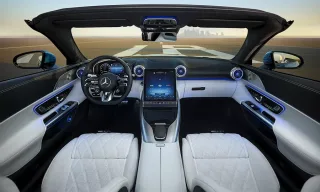 Tap-lô và vô-lăng Mercedes Benz SL 63