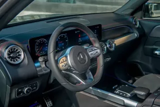 Nội thất Mercedes Benz EQB 250