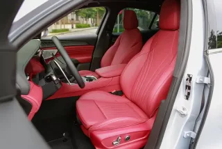Nội thất Maserati Grecale