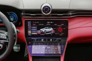 Trang bị tiện nghi & giải trí Maserati Grecale