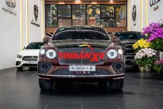 Bentley Bentayga First Editon One 2021 - 4300 km