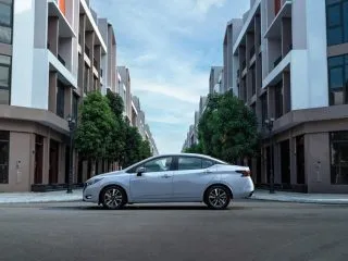 than-xe-nisssan-almera-2025-tinbanxe.png