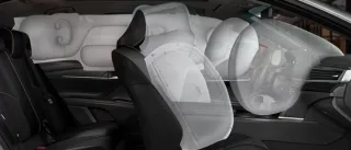 Túi khí Toyota Camry mới