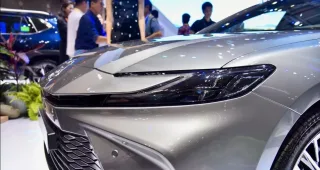 Thiết kế đầu xe Toyota Camry