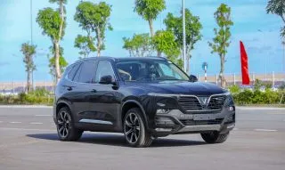 Cảm giác lái Vinfast LUX SA2.0