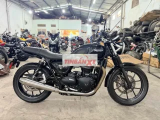 Triumph Street Twin 900 ABS 2017 England