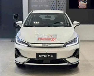 BYD M6 giá tốt