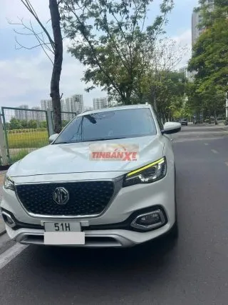 MG HS Sport 1.5 AT 2021 Trắng 60.000 km