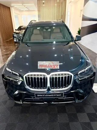 BMW X7 LCI xDrive40i M Sport 2026 Xanh