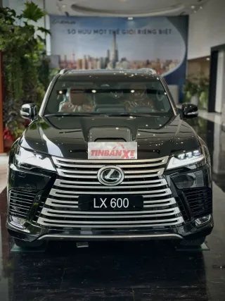 Lexus LX600 VIP 4 chỗ Đen