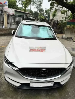 Mazda CX-8 Premium 7 chỗ Xăng Trắng