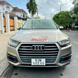 Audi Q7 2.0 TFSI 2017 đi 10v giá hợp lý