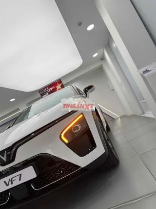 Vinfast VF7 - giá cực tốt - 0 đ phí trước bạ