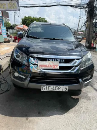 Isuzu MUX 2.5 MT 2017 Đen 100000 km