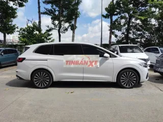 Volkswagen Viloran Luxury 1 chủ Cuối 2024