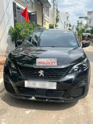 Peugeot 3008 5 chỗ màu Đen