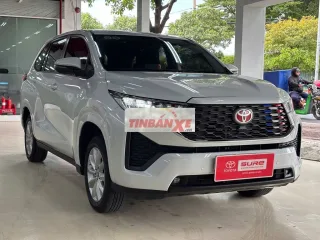 Toyota Innova Cross 2.0V 2025