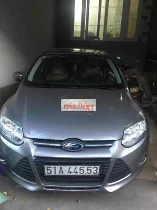 Ford Focus 2013 1.6L Xám