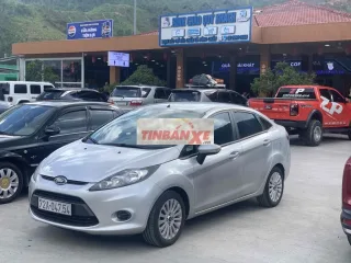 Ford Fiesta 2013 Bạc Tự động