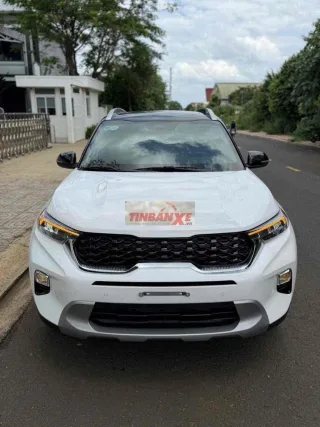 Kia Sonet premium 2023 trắng 29000 km rất đẹp