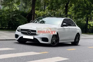 Mercedes-Benz E300 AMG 2020 Trắng/Đen 72000 km