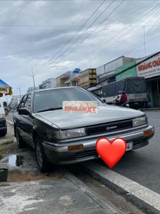 Nissan Bluebird U12 Xám 5 chỗ