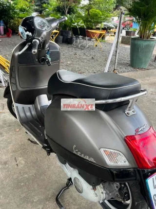 vespa gts 3v zin tất êm bao chanh chấp