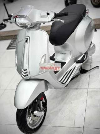 Vespa 125 2017 Bạc siêu Hot ( Hỗ trợ Trả GÓP ) ✅✅