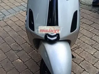 Piaggio Vespa 150cc 2022 Bạc