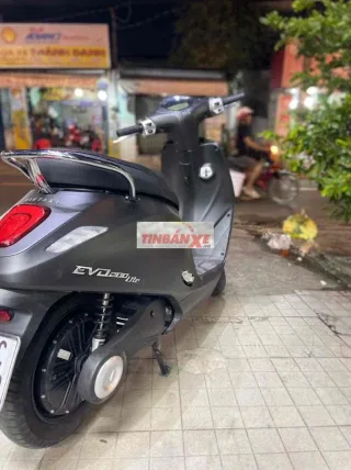 Xe máy điện VinFast Evo 200 Lite Không = lái 50Cc
