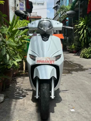 Cần bán xe VentoS.