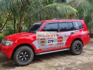 Mitsubishi Pajero V73 5 chỗ Số sàn Xăng Đỏ