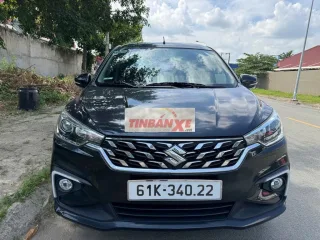 Suzuki Ertiga Hybrid 2023 xe gia đình đi ít