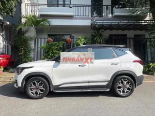 Kia Seltos Luxury 2021 Trắng 3 vạn km