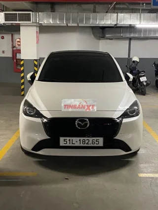 Mazda 2 Luxury 2024 Trắng 30000 km