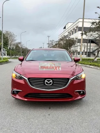 Mazda 6 màu Đỏ