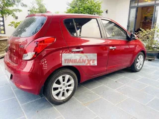 Hyundai i20 std 2013 Đỏ