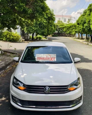 Volkswagen Polo 2018 Trắng 60000 km