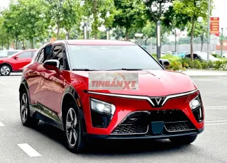 Vinfast VF7 - trả trước 90 triệu - giảm 9% vinclub