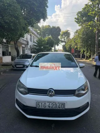Volkswagen Polo Trắng 5 chỗ Tự động