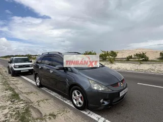 Mitsubishi Grandis 2005 Xám Tự động
