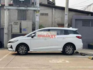 BYD M6 Trắng 39807 km Xe demo