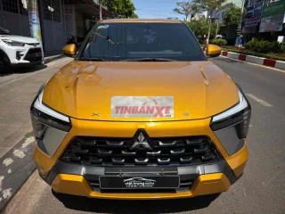 Mitsubishi Xforce Pre 2024 Vàng 8.000 Km