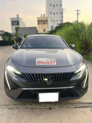 Peugeot 408 GT 2023 27000 km Xám